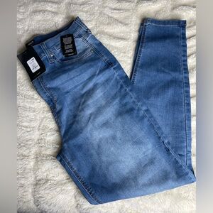 Basic Fashion nova Jeans
